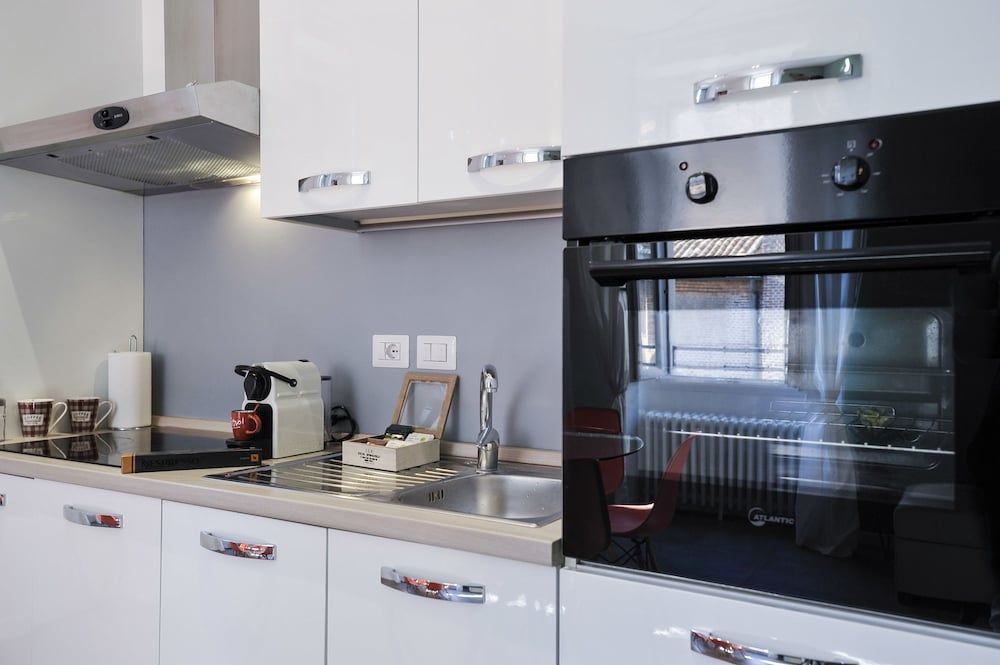 undefined At Home Heart of Milan - Bright City 6