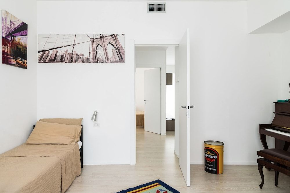 undefined Flatty Apartments - Camillo Vacani 5