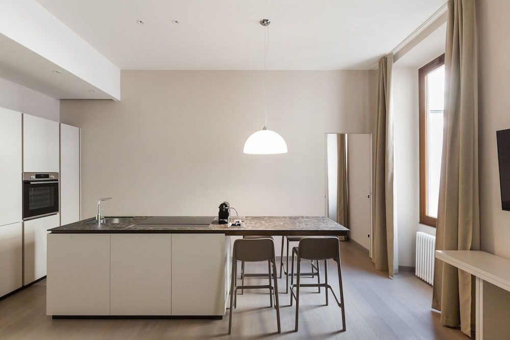 undefined easyhomes - Duomo Suites & Apartments 5