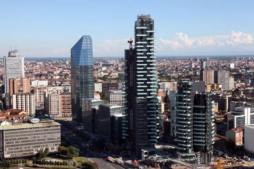 undefined Suitelowcost Solaria 6 pax 7