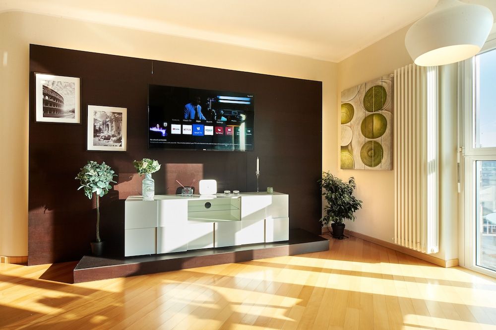 undefined YouinMilano 8