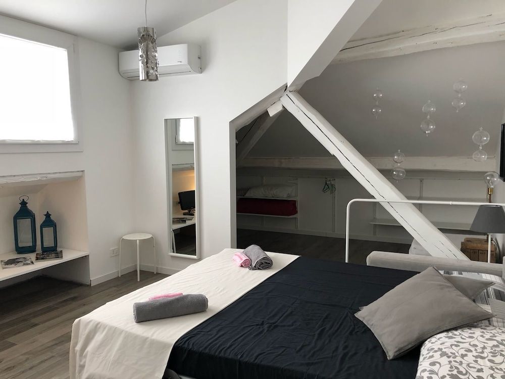 undefined Spontini loft 5