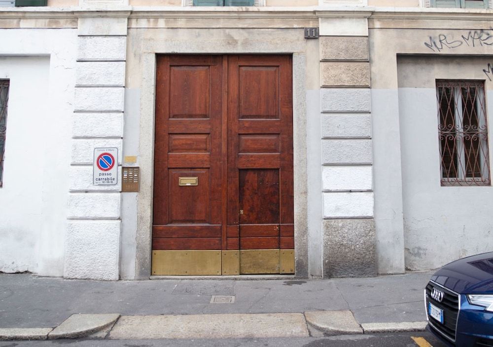 undefined Isola apartment 2