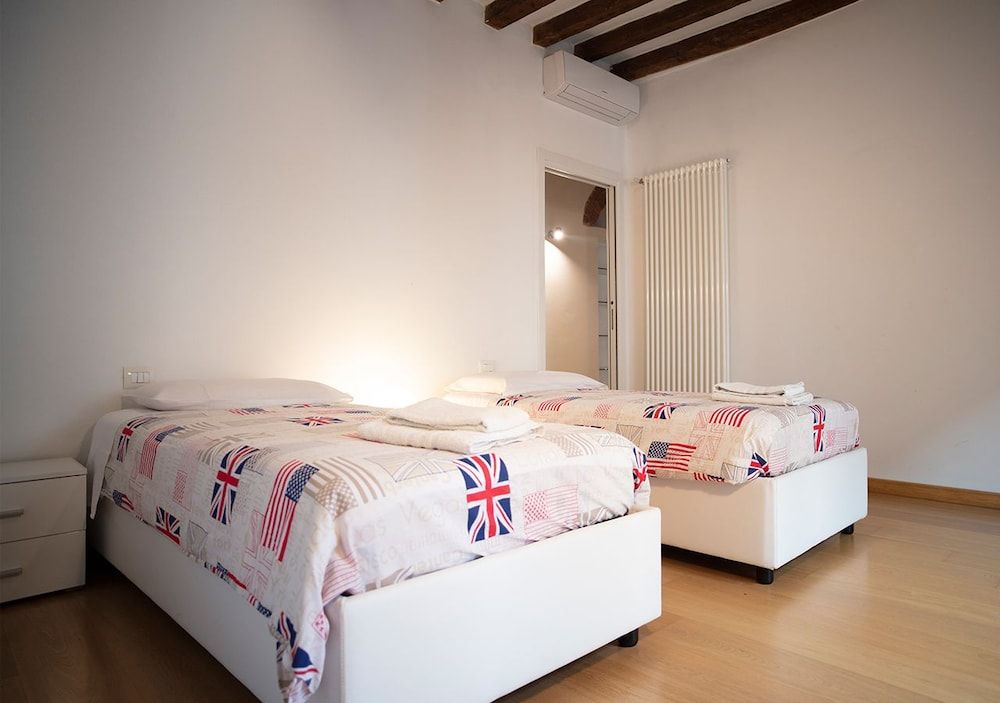 undefined Isola apartment 3