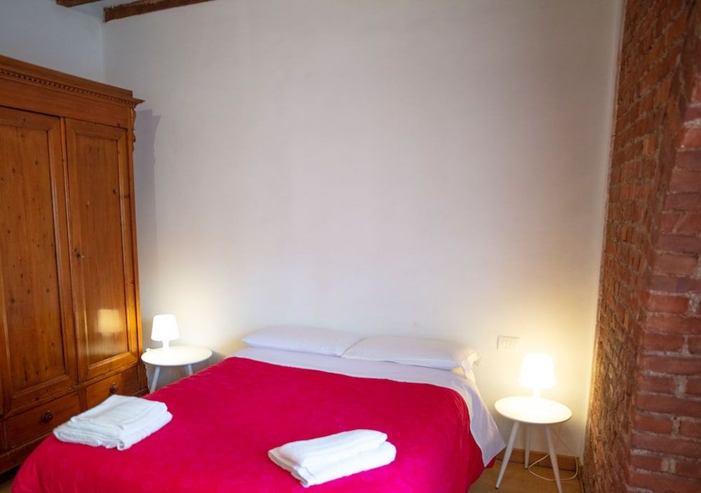 undefined Isola apartment 8