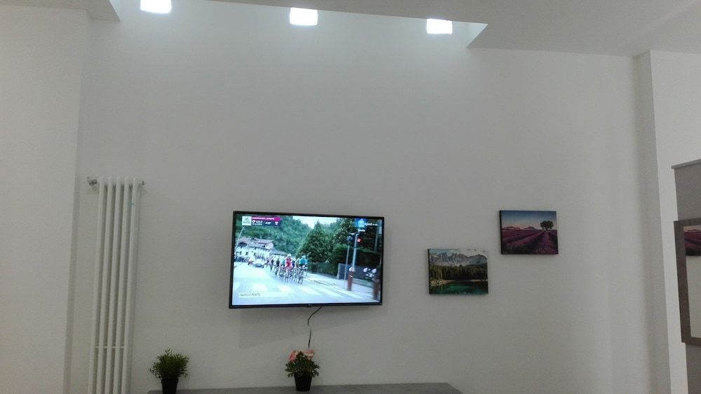 Rogoredo Milan Apartments Deluxe Apartment 3