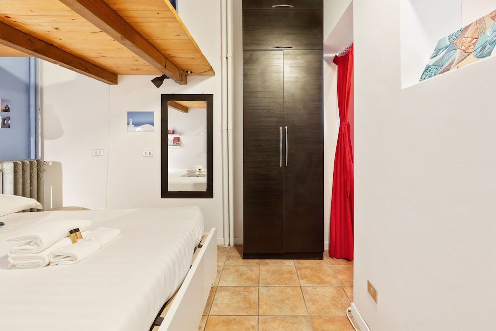 undefined Cosy Nest Isola District Heart 6