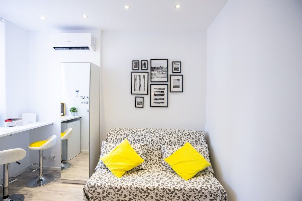 undefined Home Hotel - Guinizzelli 6 5