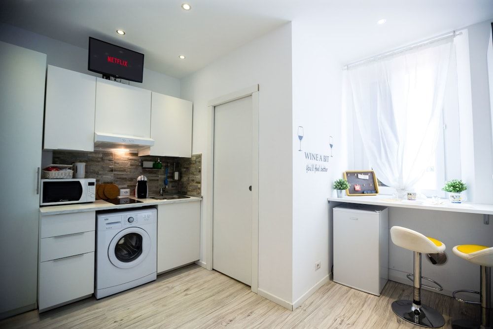 undefined Home Hotel - Guinizzelli 6 8