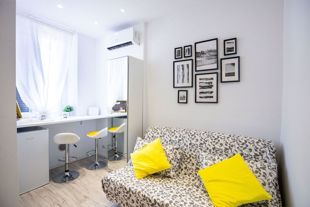 undefined Home Hotel - Guinizzelli 6 3