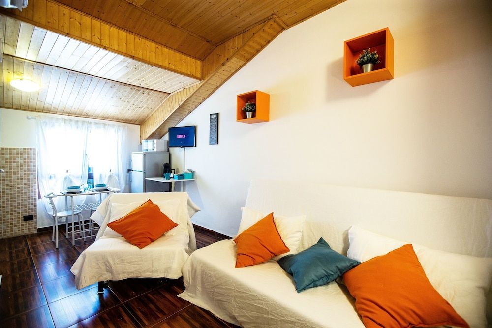 undefined Home Hotel - Monza 83