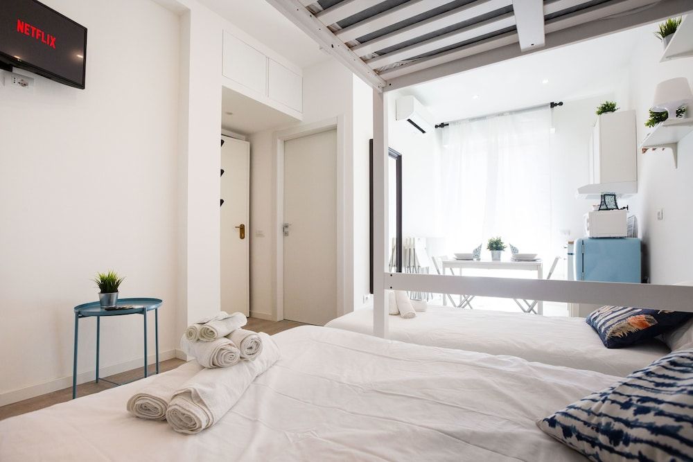 Home Hotel - Padova 151 Studio, 1 Bedroom, Balcony (Emera) 12