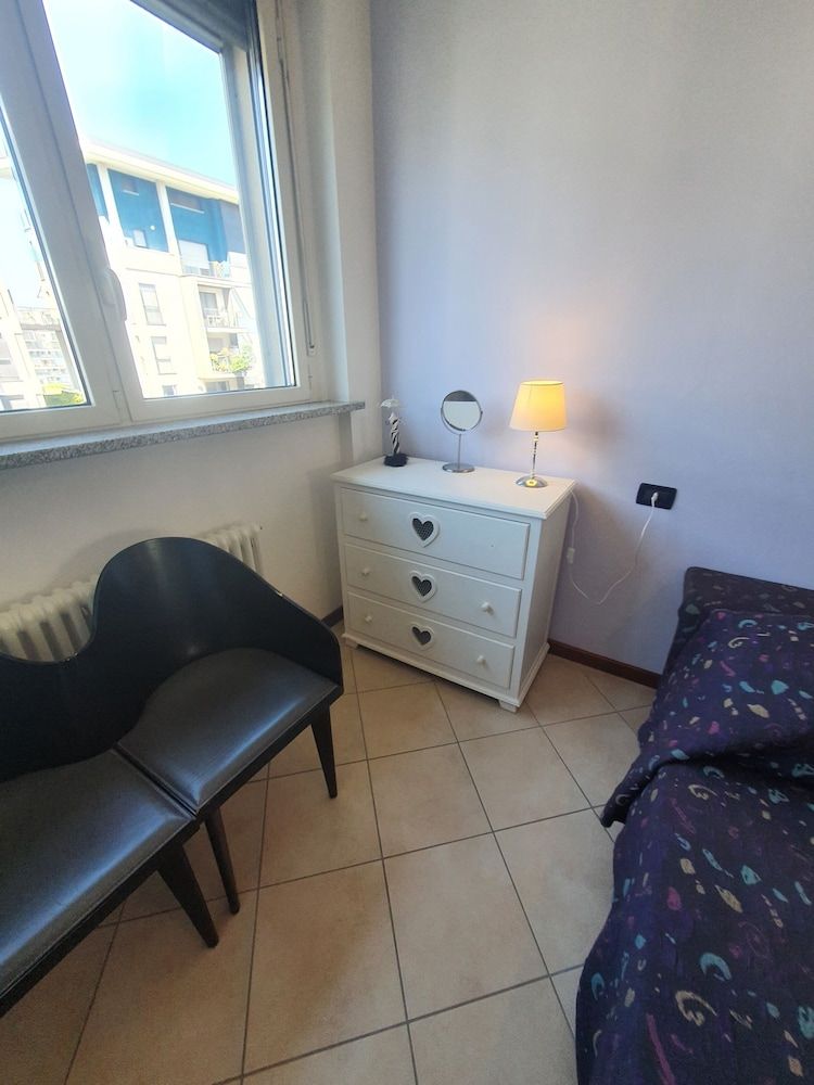 undefined Futurismo 8 3