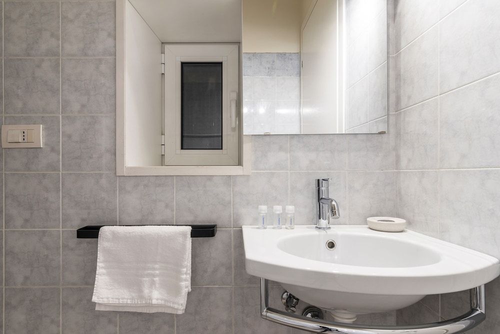 easyhomes - Duomo View Apartment 8