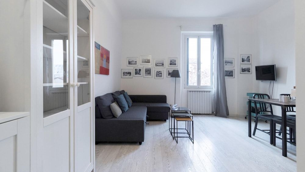 undefined Italianway - Angelo Della Pergola 3