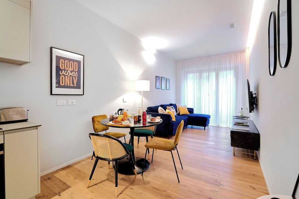 Milan Luxury Apartment-hosted by Sweetstay Basic Apartment, 1 Double Bed with Sofa bed 22