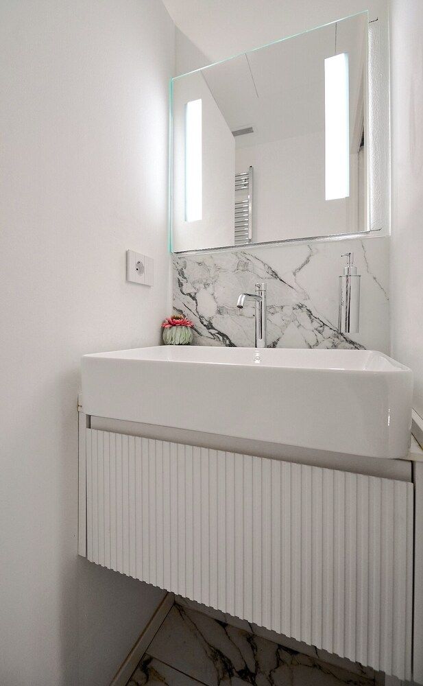 Milan Luxury Apartment-hosted by Sweetstay Basic Apartment, 1 Double Bed with Sofa bed 14