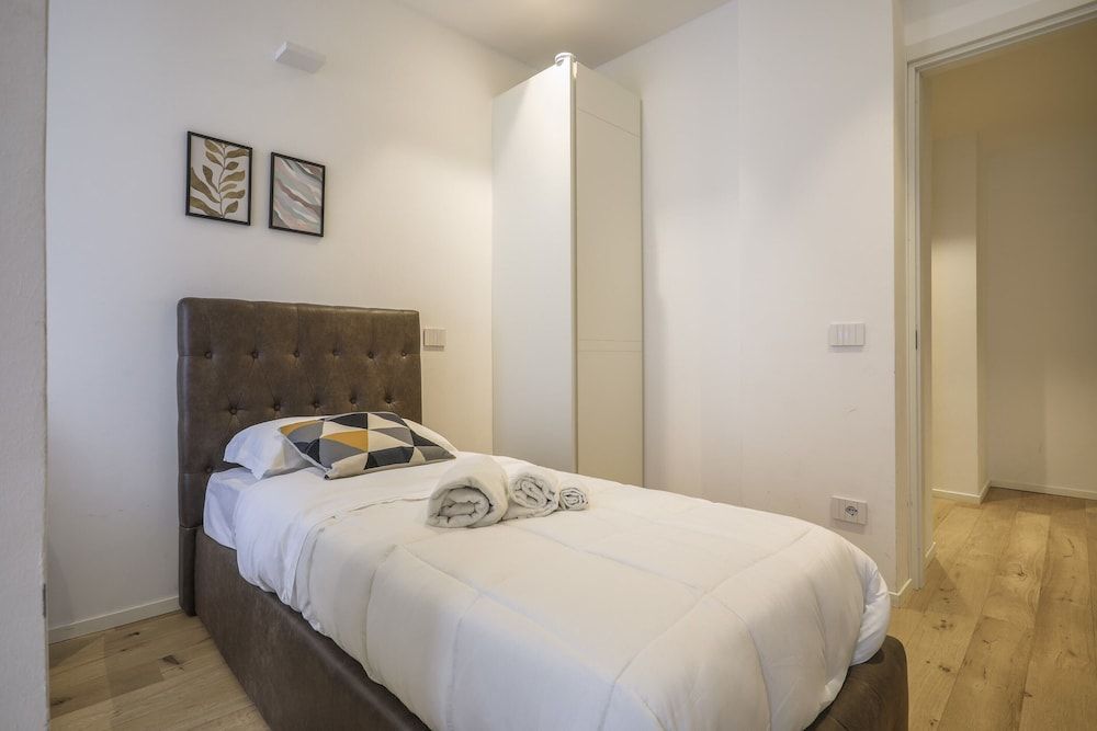 undefined Milan Luxury Gem-hosted by Sweetstay 7