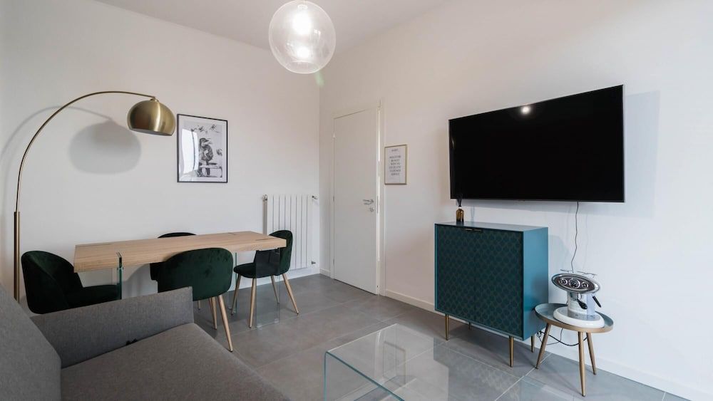 undefined Apt24 - Modern Apartment With Terrace