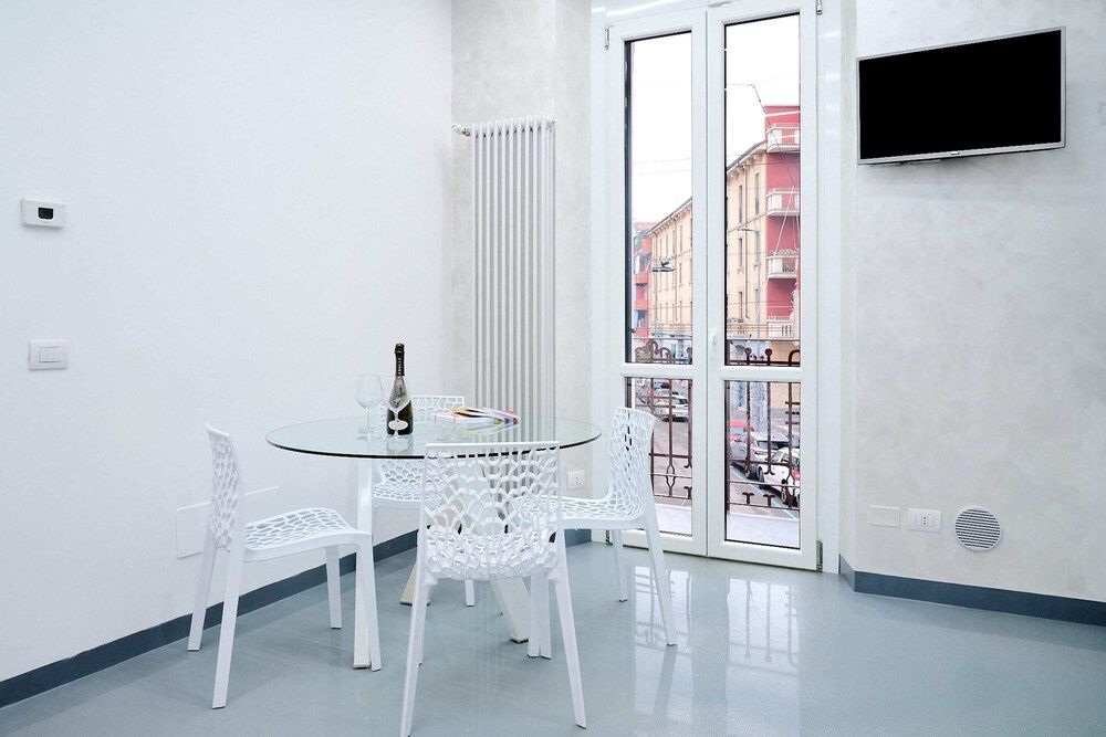 Suite Milano-hosted by Sweetstay Basic Apartment, 1 Double Bed 22