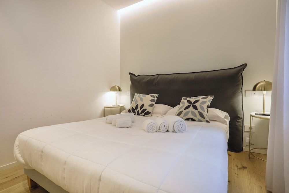 undefined Milan Luxury Suite-hosted by Sweetstay 8