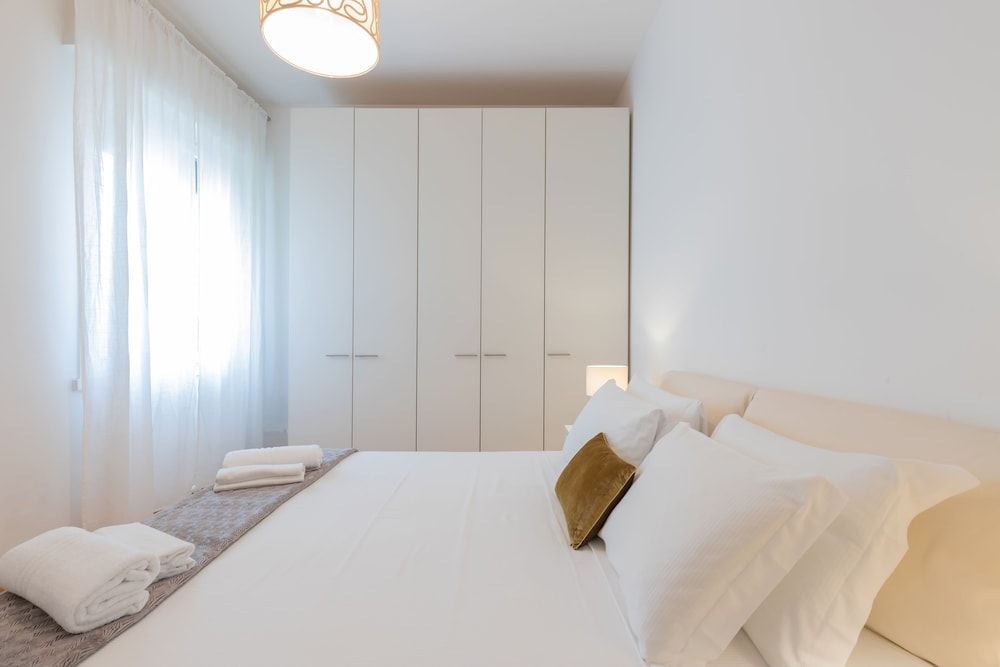 undefined Milan Retreats Navigli 10