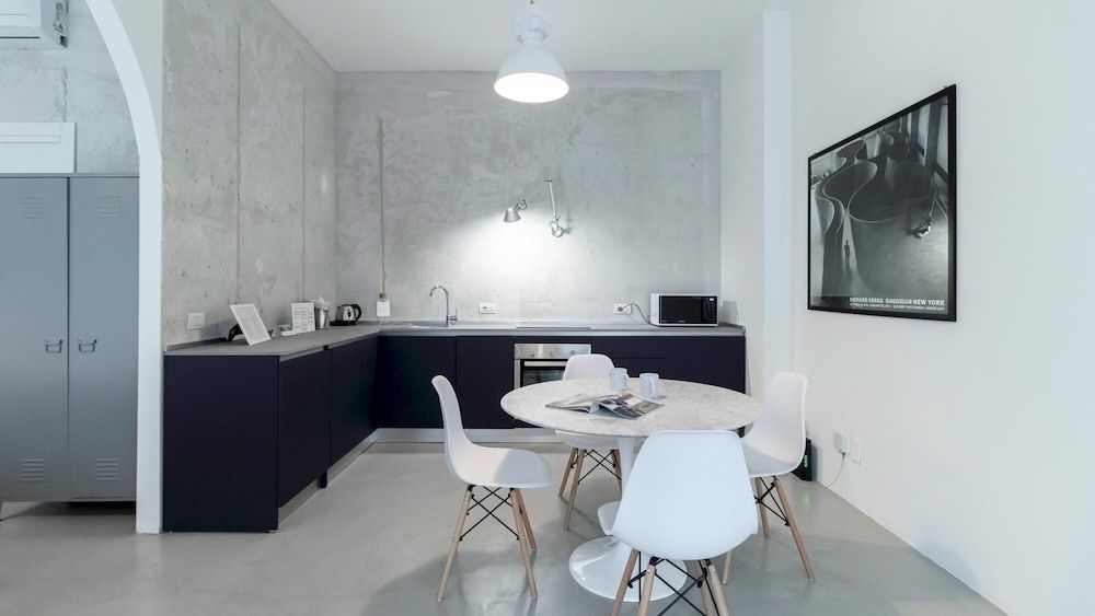 undefined Italianway - Piazza Niccolo Tommaseo 2A