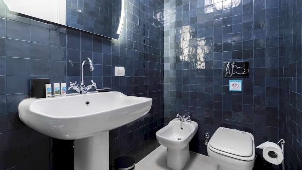 undefined Italianway - Piazza Niccolo Tommaseo 2A 4