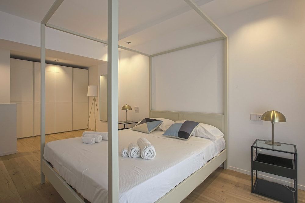 undefined Milan Chic Luxury-hosted by Sweetstay 3