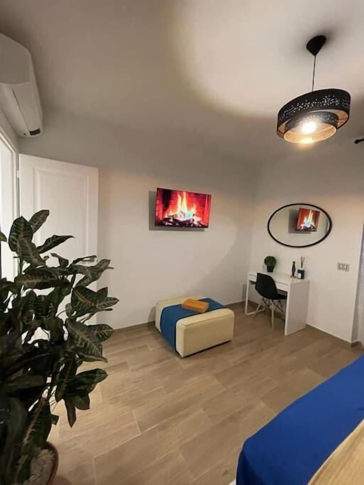 undefined Stylish New Apartment in Milan Navigli 2