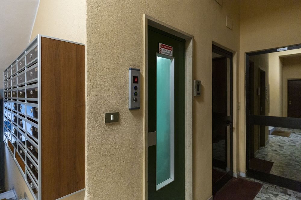 undefined notaMI - The Wall Top Floor Apartment 2