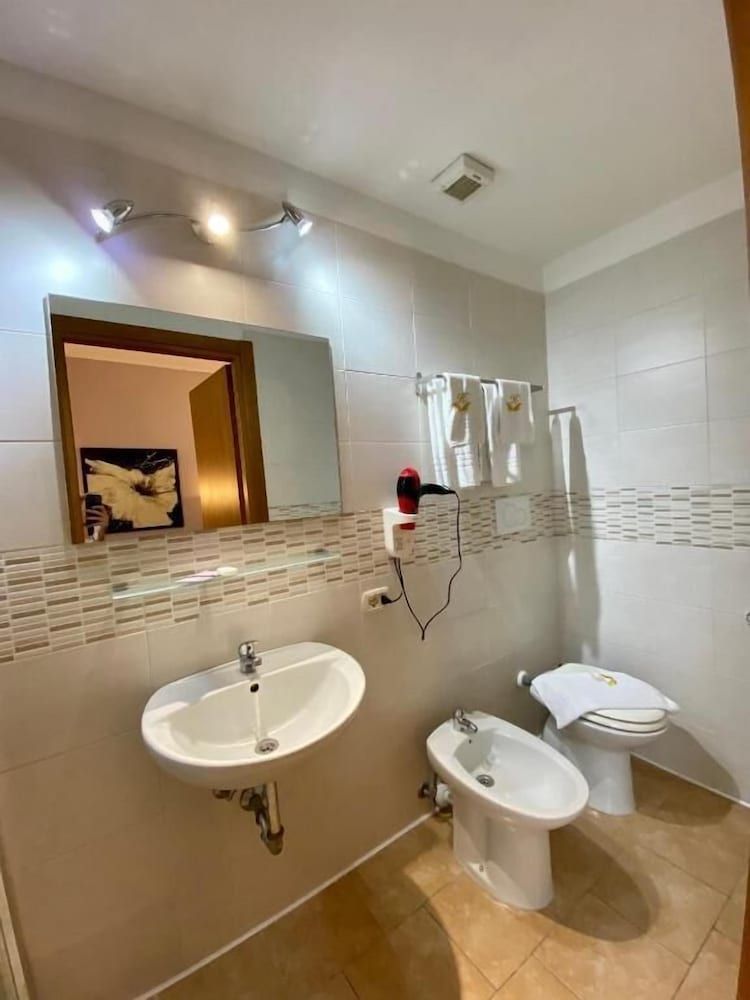 undefined Hotel Atena 8