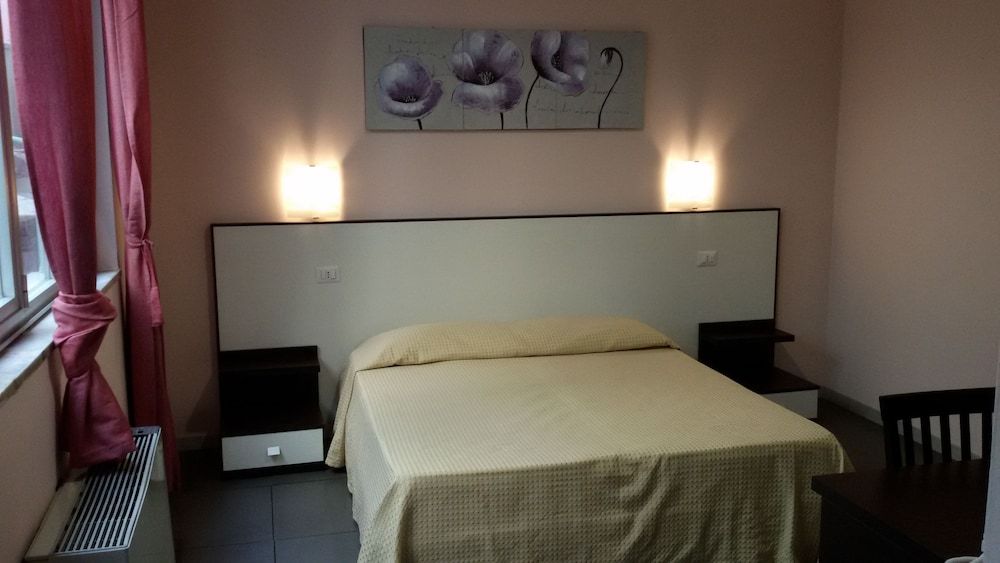 undefined Hotel Lucania 7
