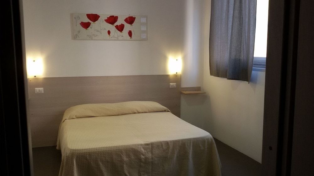 undefined Hotel Lucania 4