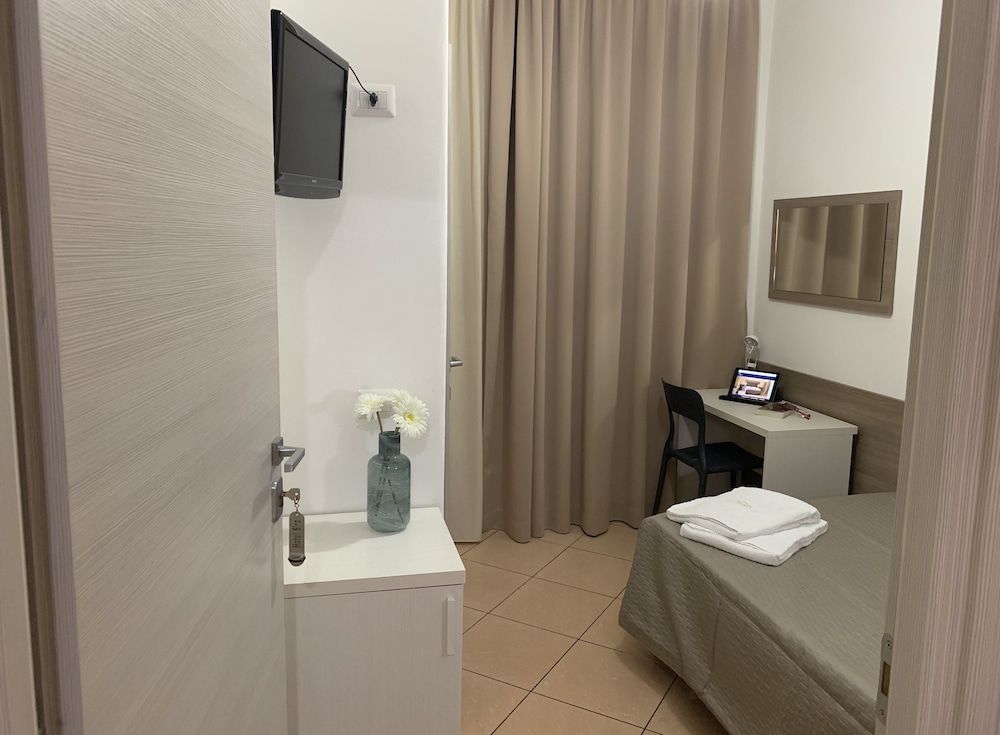 Hotel Siro Single Room 5