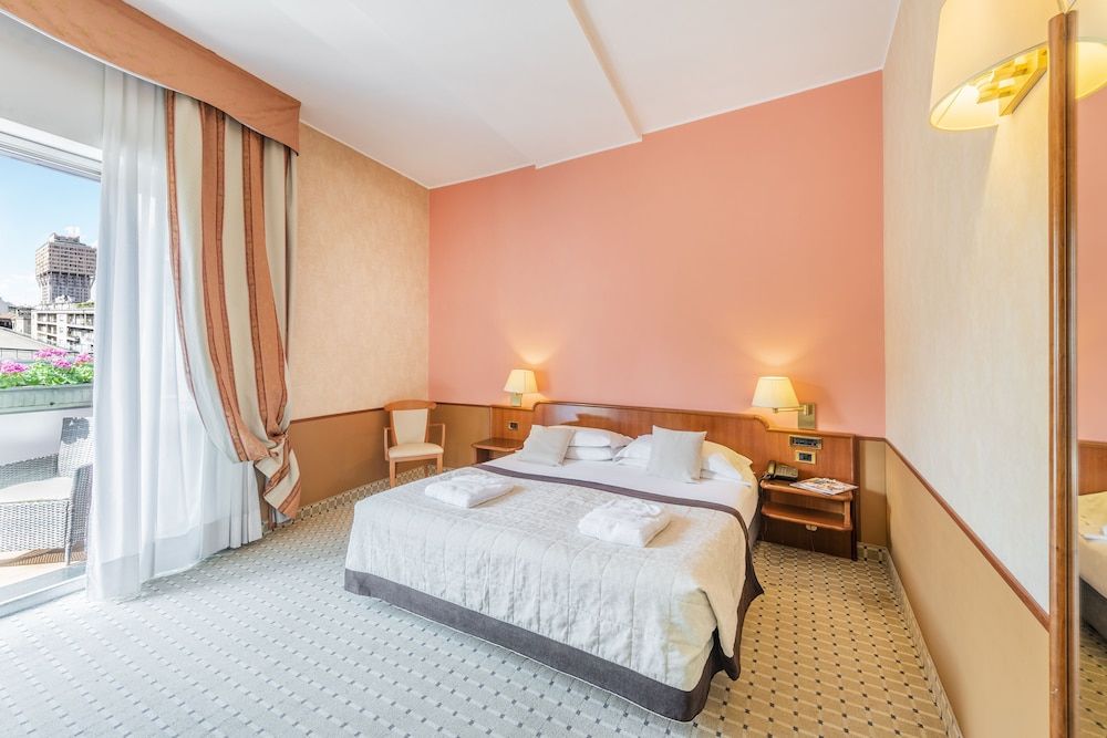 undefined Hotel Ascot 4