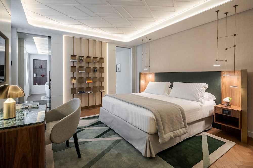 Brera Presidential Suite- Kids & Teens Free