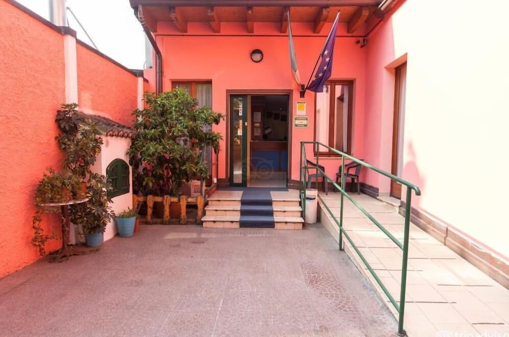 undefined Hotel Greco 7