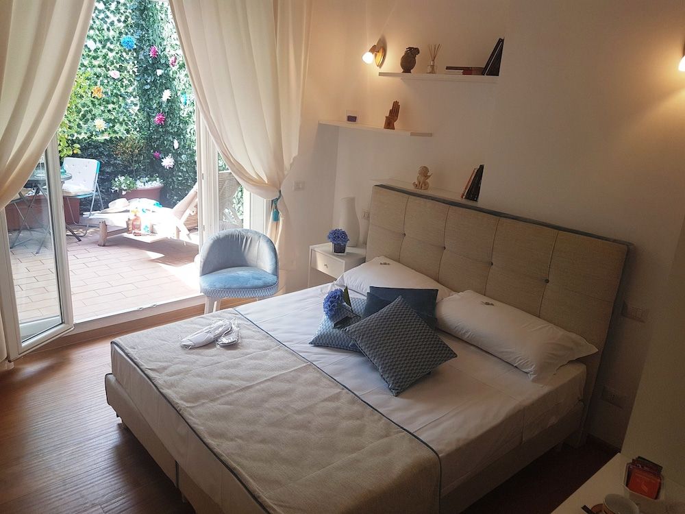 undefined Home Flowers Milano 3