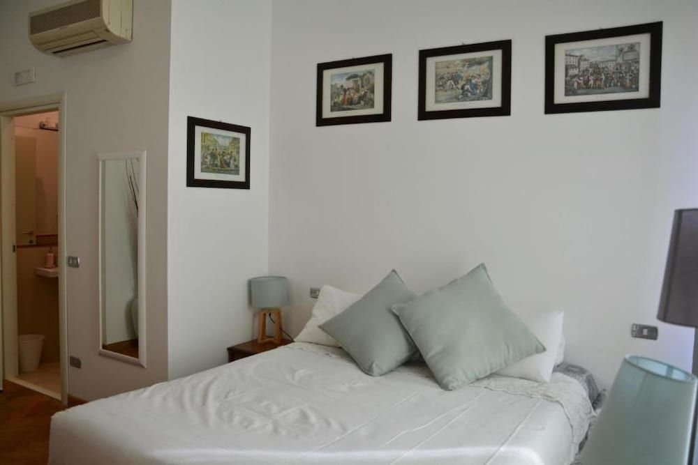 Casa della Vetra Standard Double Room 3