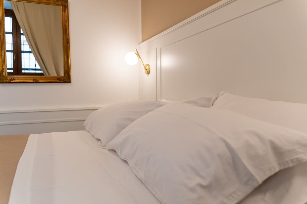 undefined Mama House 10