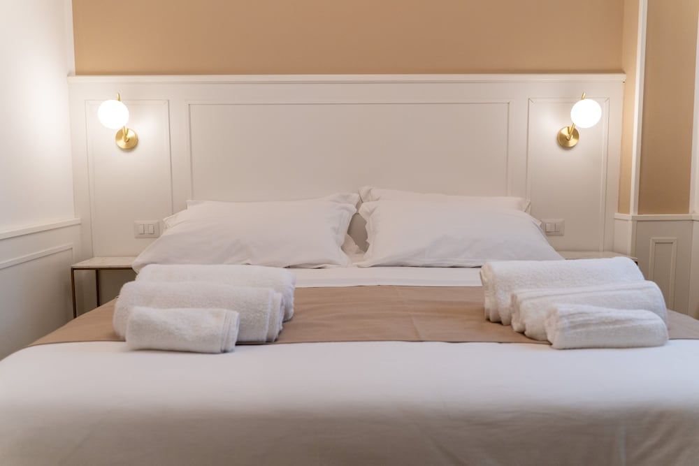 undefined Mama House 2