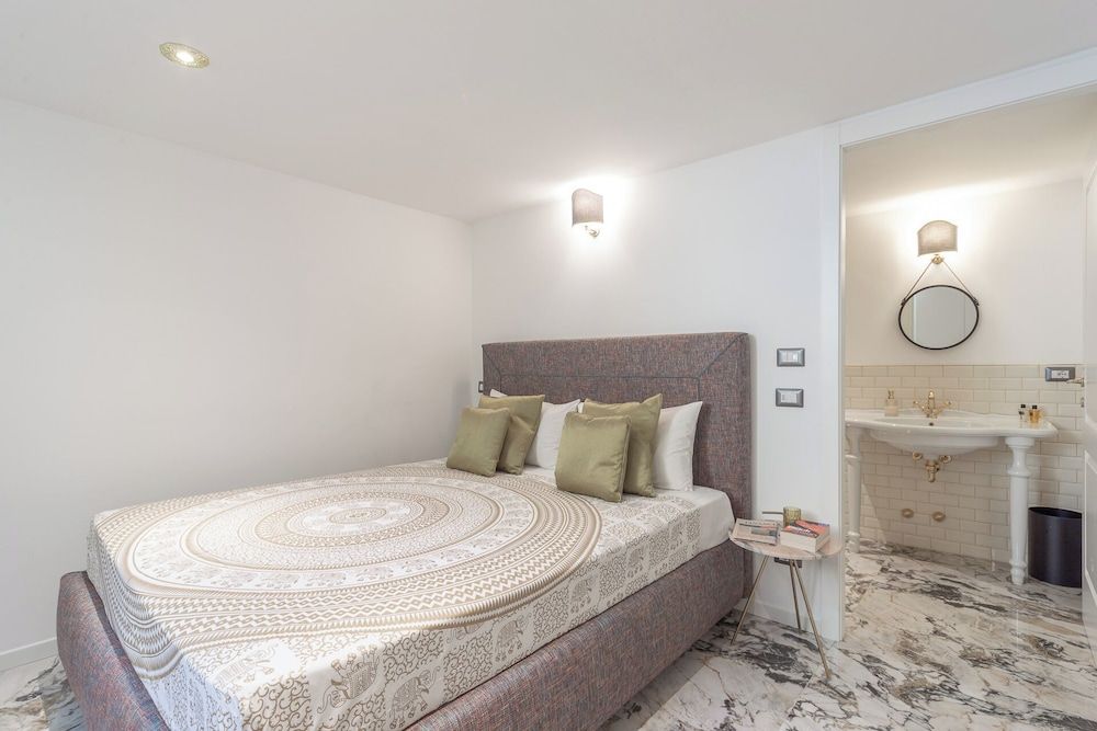 Duomo Smart Suites Luxury Suite 4