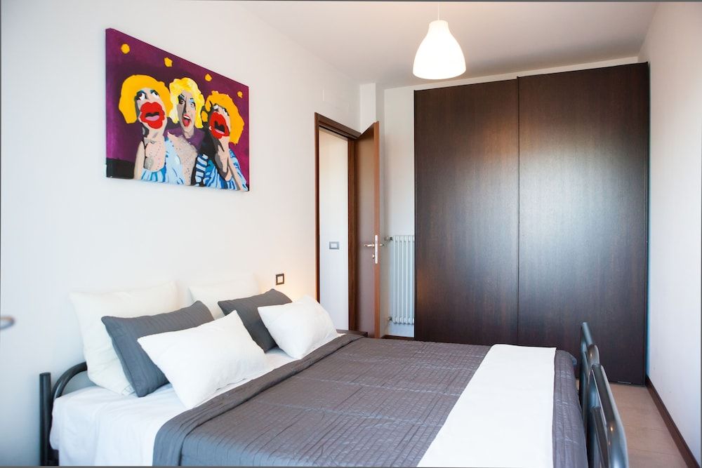 undefined Housing32 Apartments