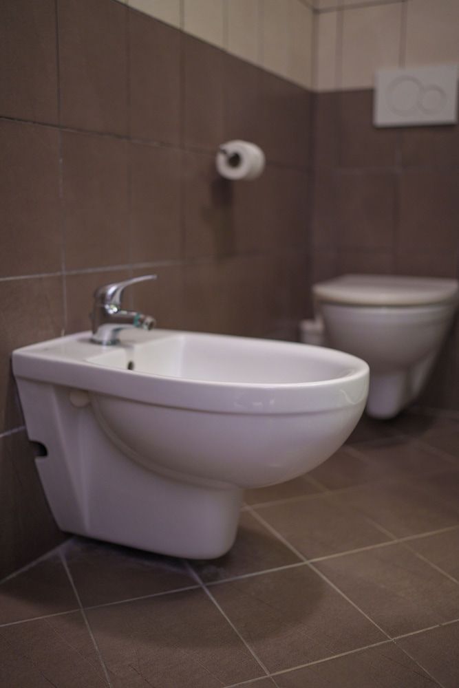 Lion University & Youth Hostel Milano Shared Dormitory, Women only, Shared Bathroom 82