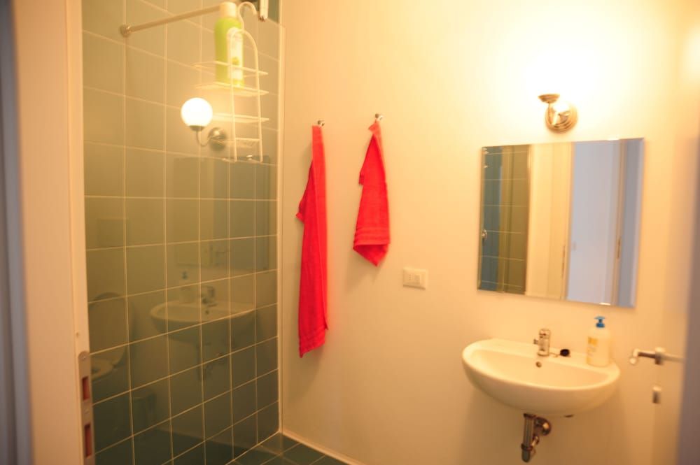 Gogol'Ostello & Caftè Letterario - Hostel Twin Room 6