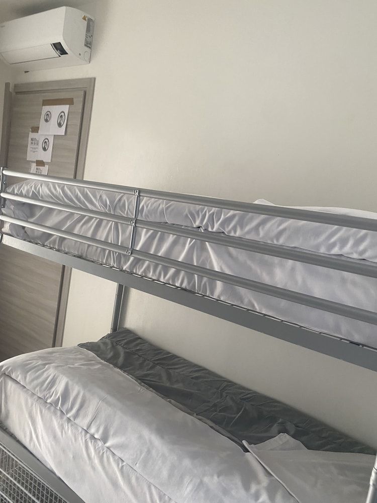 undefined MR Hostel 9