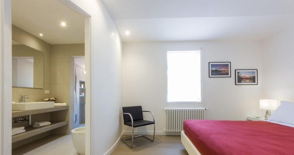 Florentapartments - Santo Spirito Apartment, 2 Bedrooms, Kitchen (Location: Via Santa Maria 36) 6