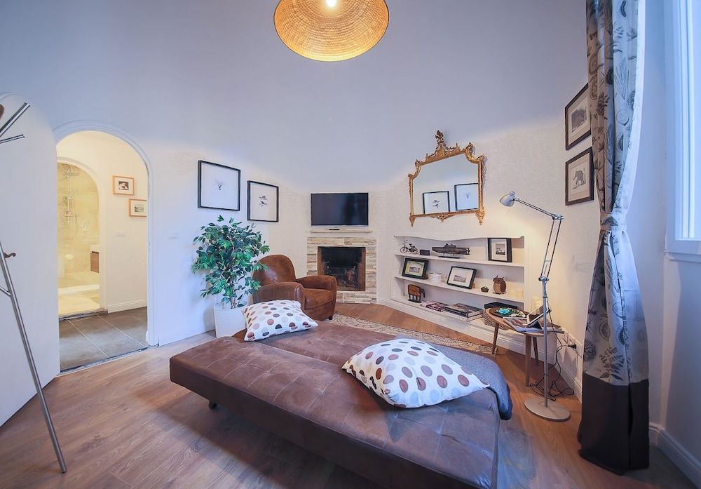 undefined Pandolfini Suite 2