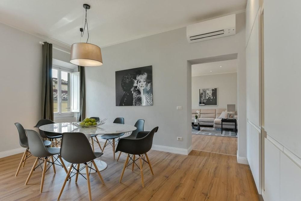 Santa Croce Deluxe Apartment, 4 Bedrooms 16